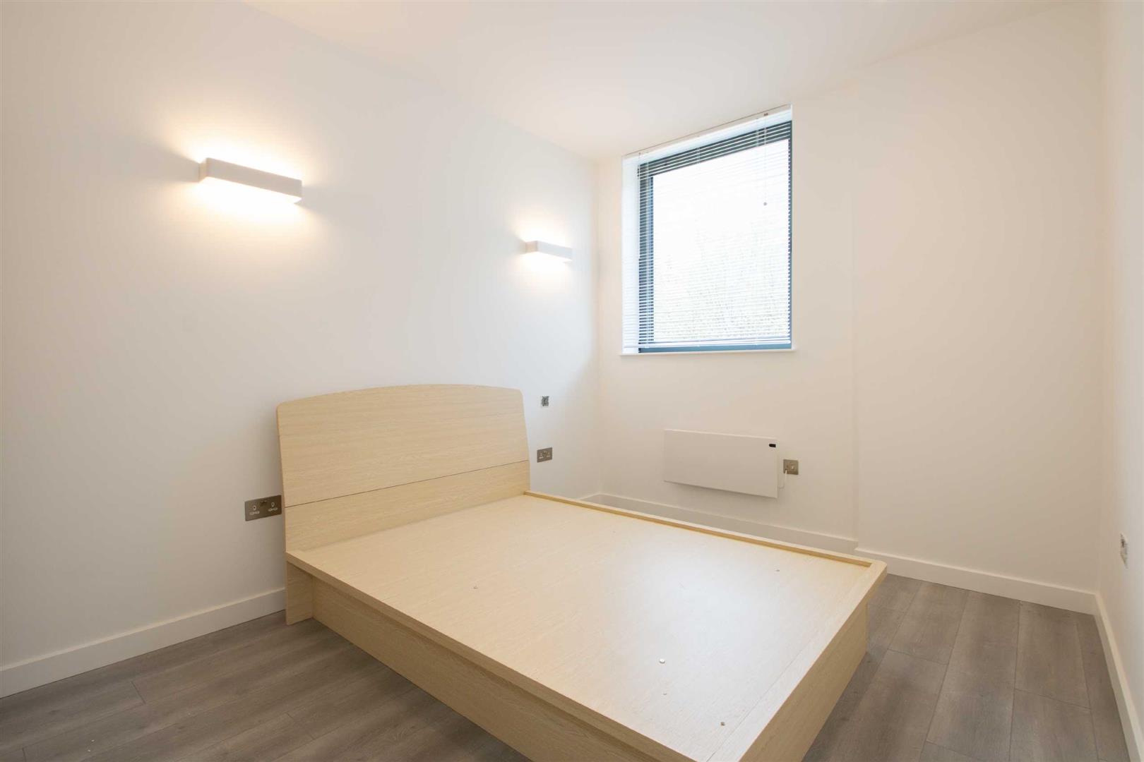 2 Foxhunter Drive, Linford Wood, Milton Keynes